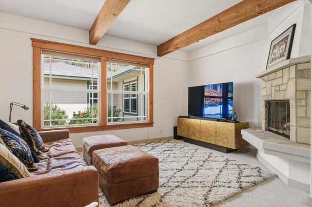 216 Vista Verde, Carmel Valley, CA 93924
