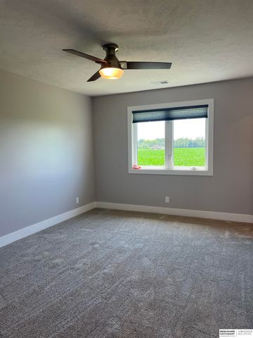 2207 N 22nd Circle, Ashland, NE 68003