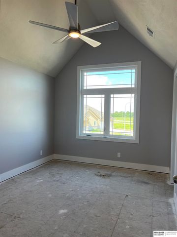 2207 N 22nd Circle, Ashland, NE 68003