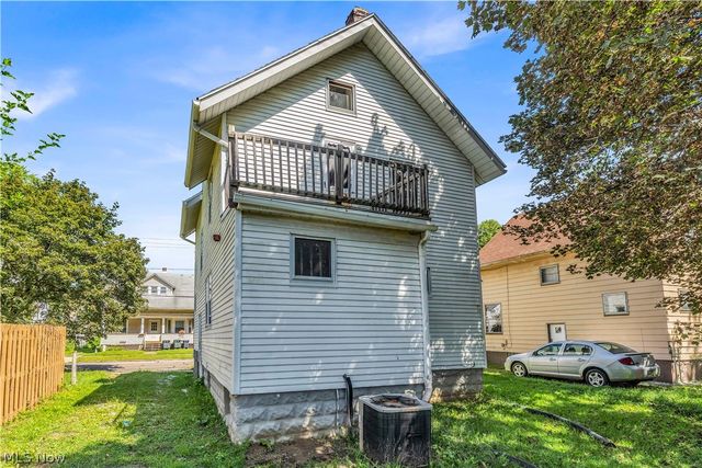 1296 W Wilbeth Road, Akron, OH 44314