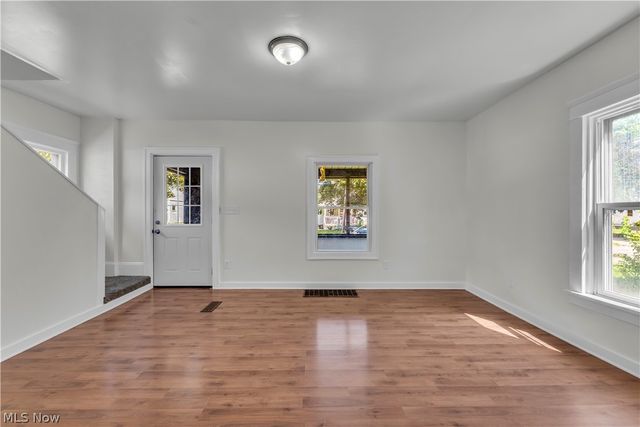 1296 W Wilbeth Road, Akron, OH 44314