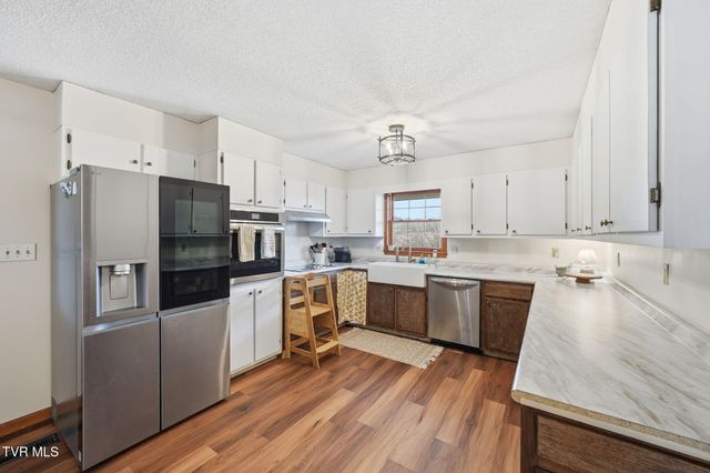 2254 Boones Creek Road, Johnson City, TN 37615