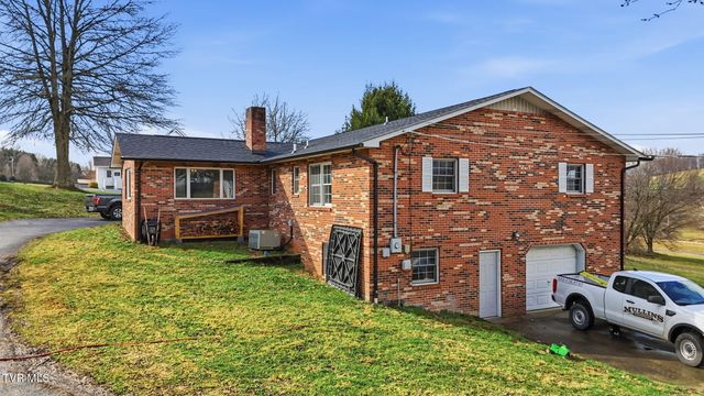 2254 Boones Creek Road, Johnson City, TN 37615