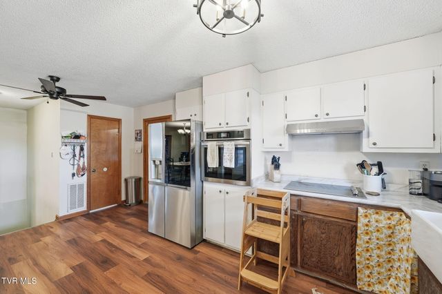 2254 Boones Creek Road, Johnson City, TN 37615