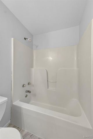 1441 Sleepy Hollow Drive, Troy, MO 63379