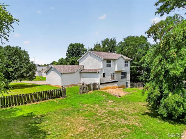 1441 Sleepy Hollow Drive, Troy, MO 63379