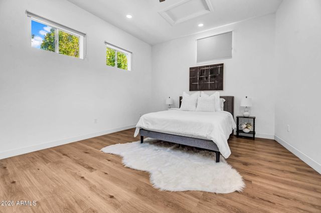 1423 E MONTE CRISTO Avenue, Phoenix, AZ 85022