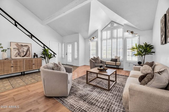 1423 E MONTE CRISTO Avenue, Phoenix, AZ 85022