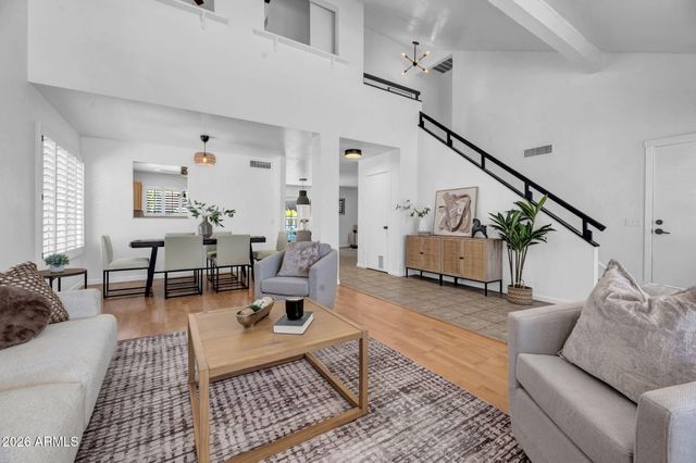 1423 E MONTE CRISTO Avenue, Phoenix, AZ 85022