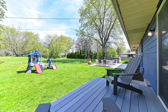 15860 Brookhill DRIVE, Brookfield, WI 53005
