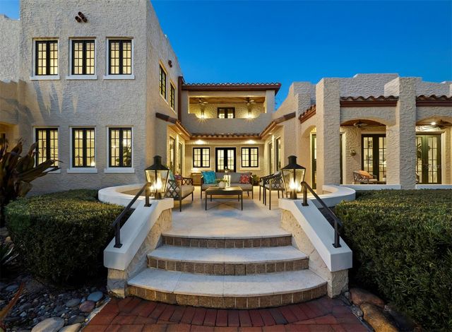 1905 ALTA VISTA STREET, Sarasota, FL 34236