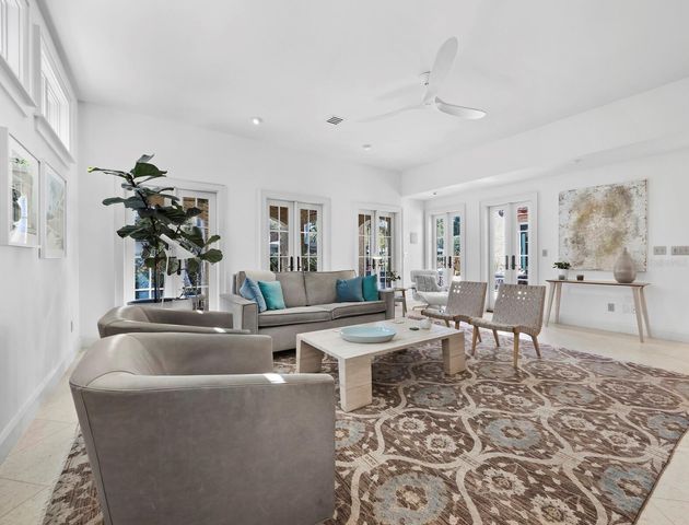 1905 ALTA VISTA STREET, Sarasota, FL 34236