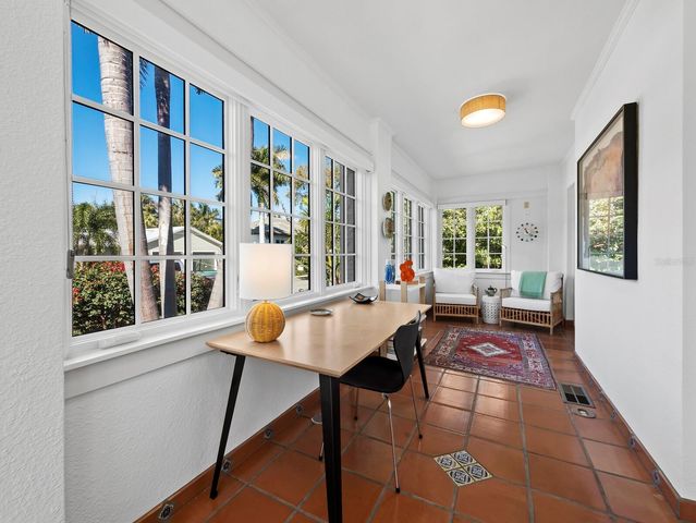 1905 ALTA VISTA STREET, Sarasota, FL 34236