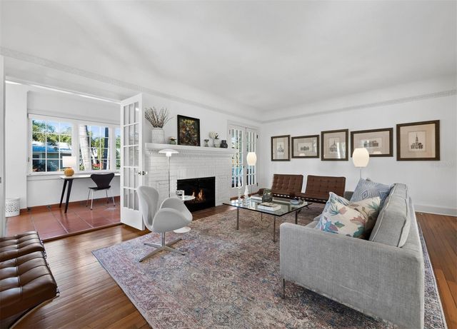 1905 ALTA VISTA STREET, Sarasota, FL 34236