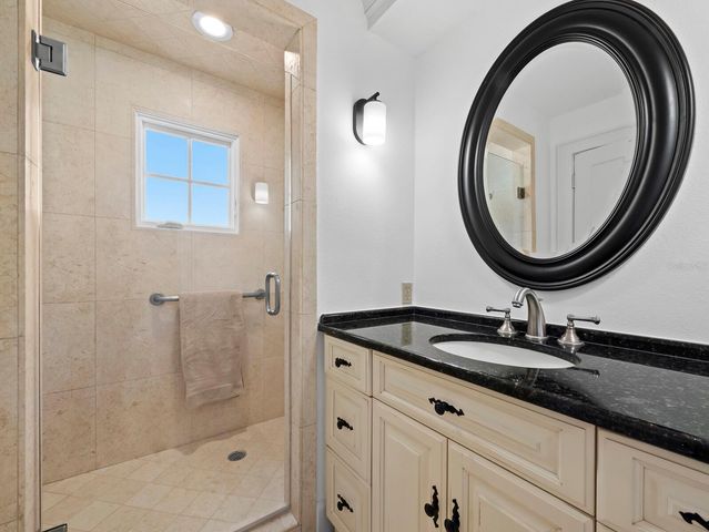 1905 ALTA VISTA STREET, Sarasota, FL 34236