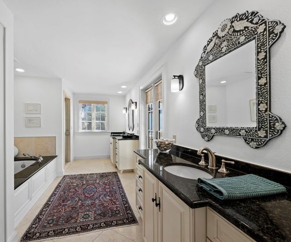 1905 ALTA VISTA STREET, Sarasota, FL 34236