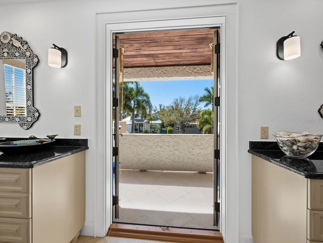 1905 ALTA VISTA STREET, Sarasota, FL 34236