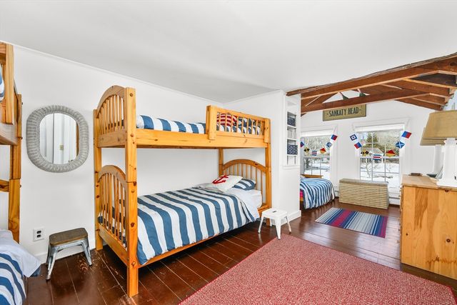 46 Washington Ave, Barnstable, MA 02647