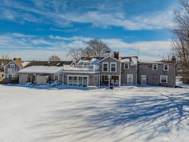 46 Washington Ave, Barnstable, MA 02647