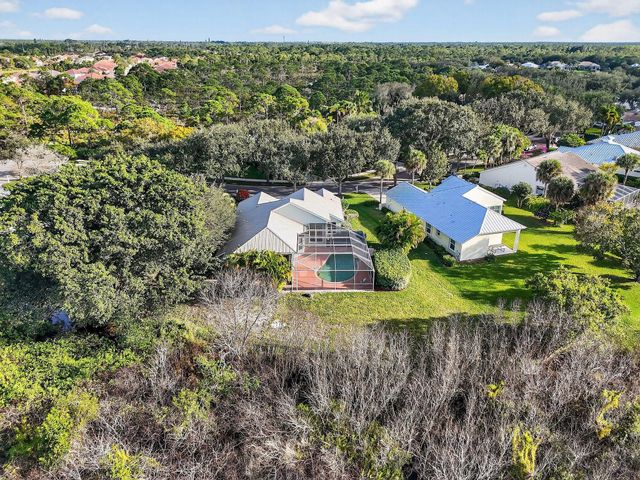 7492 SE Teton Drive, Hobe Sound, FL 33455