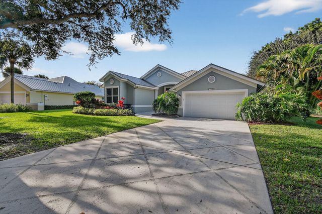 7492 SE Teton Drive, Hobe Sound, FL 33455