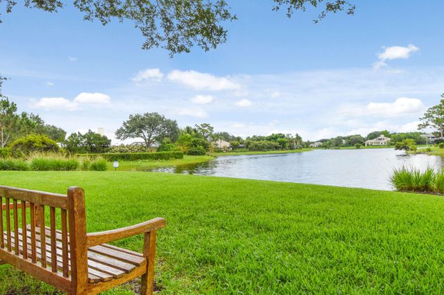 7492 SE Teton Drive, Hobe Sound, FL 33455