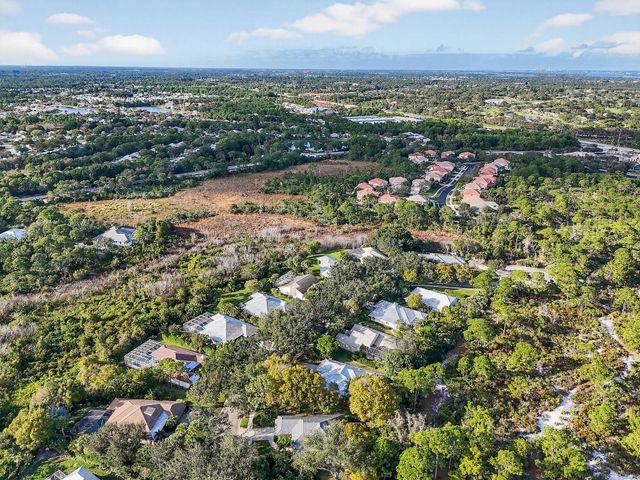 7492 SE Teton Drive, Hobe Sound, FL 33455