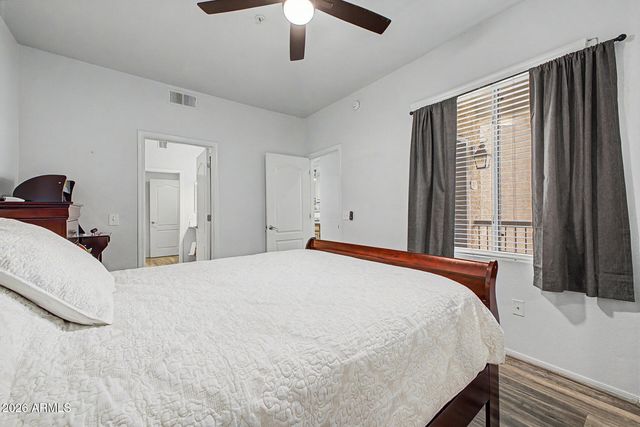 2929 W Yorkshire Drive 2124, Phoenix, AZ 85027