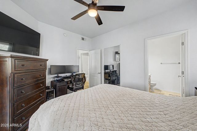 2929 W Yorkshire Drive 2124, Phoenix, AZ 85027