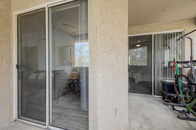 2929 W Yorkshire Drive 2124, Phoenix, AZ 85027