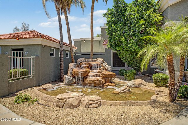 2929 W Yorkshire Drive 2124, Phoenix, AZ 85027