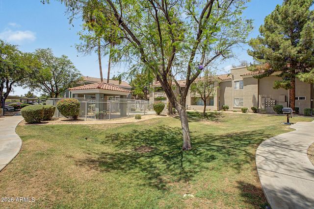 2929 W Yorkshire Drive 2124, Phoenix, AZ 85027
