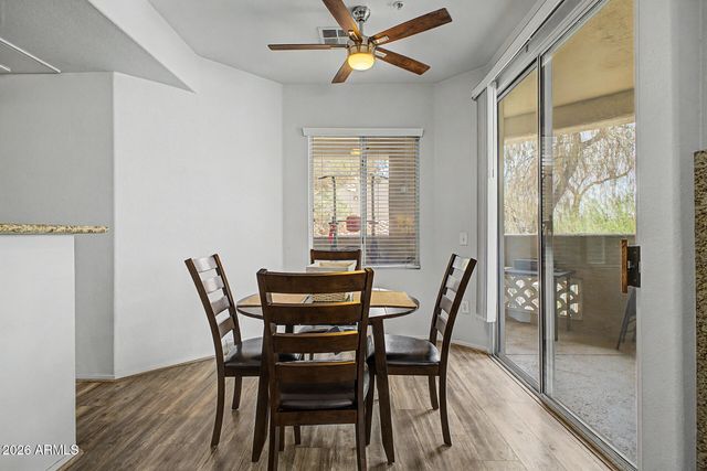 2929 W Yorkshire Drive 2124, Phoenix, AZ 85027