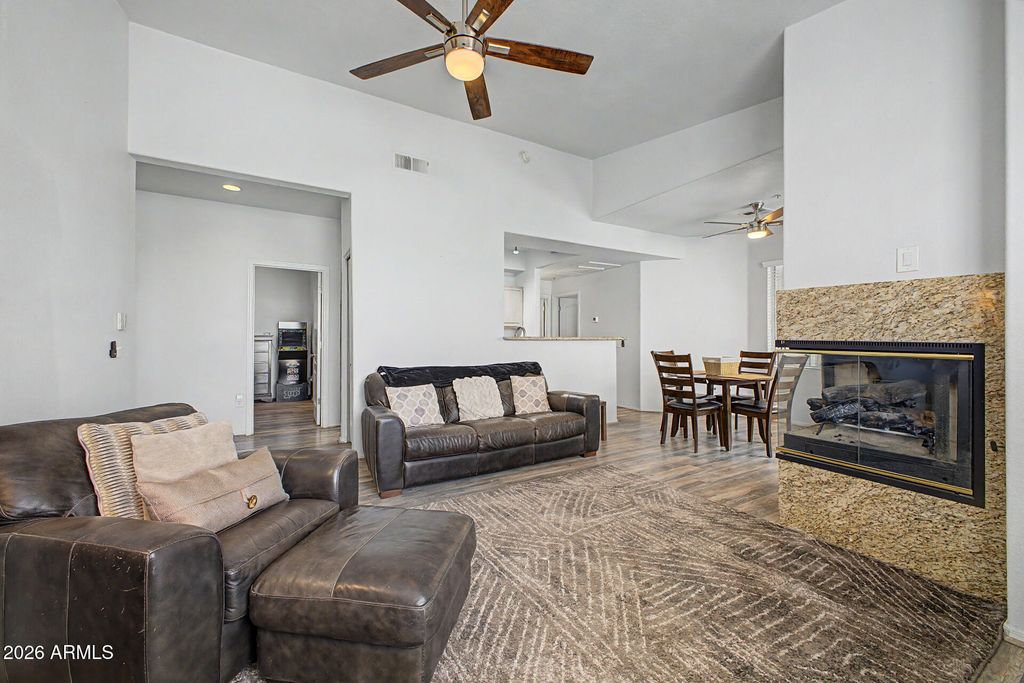 2929 W Yorkshire Drive 2124, Phoenix, AZ 85027 — photo 4