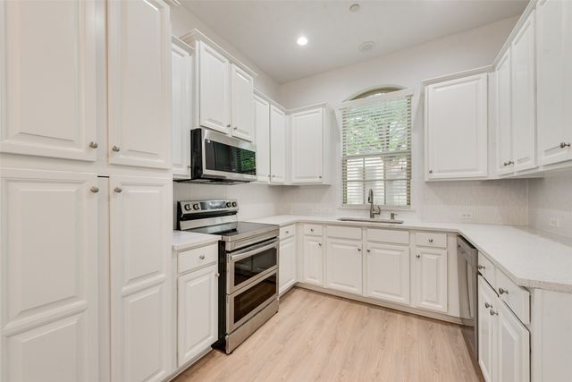 1613 Black Duck Terrace F, Carrollton, TX 75010