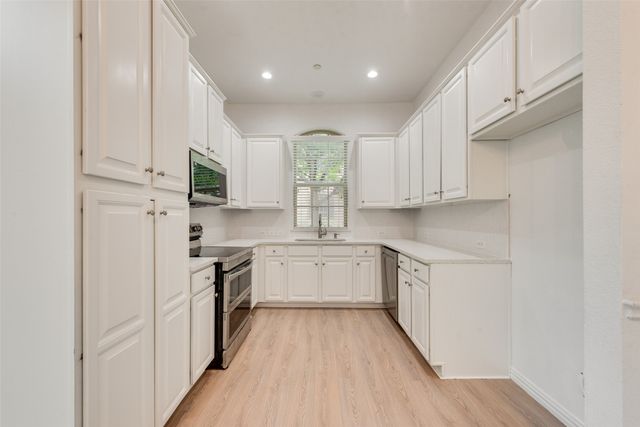 1613 Black Duck Terrace F, Carrollton, TX 75010