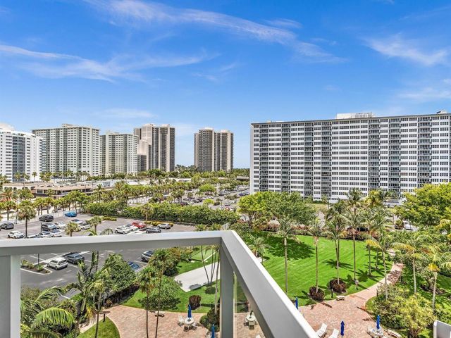 3300 NE 36th Street 721, Fort Lauderdale, FL 33308