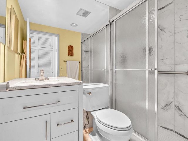 3300 NE 36th Street 721, Fort Lauderdale, FL 33308