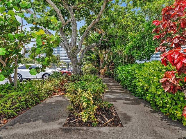 3300 NE 36th Street 721, Fort Lauderdale, FL 33308