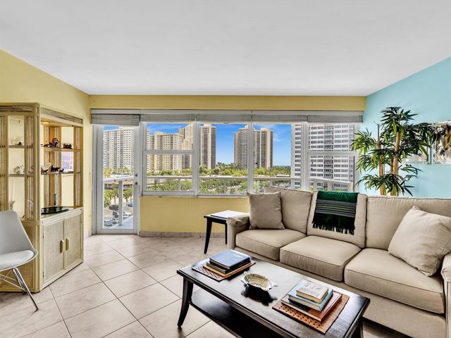 3300 NE 36th Street 721, Fort Lauderdale, FL 33308