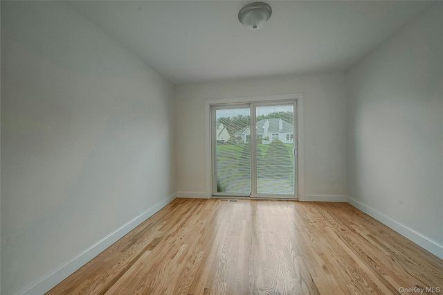 98 Scenic Lake Drive, Riverhead, NY 11901