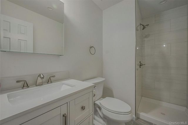 98 Scenic Lake Drive, Riverhead, NY 11901