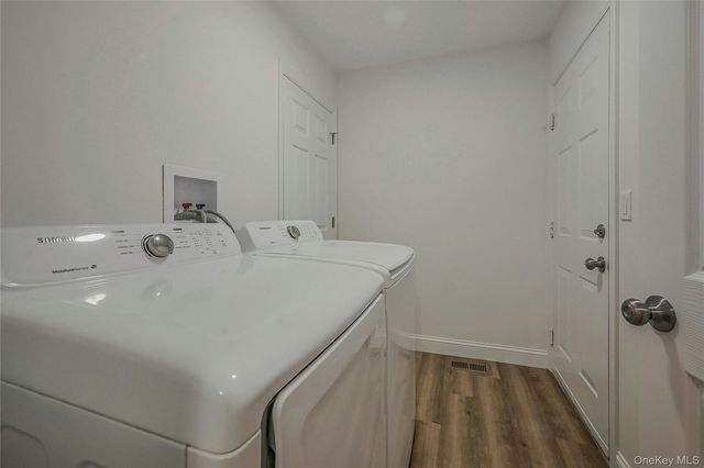 98 Scenic Lake Drive, Riverhead, NY 11901