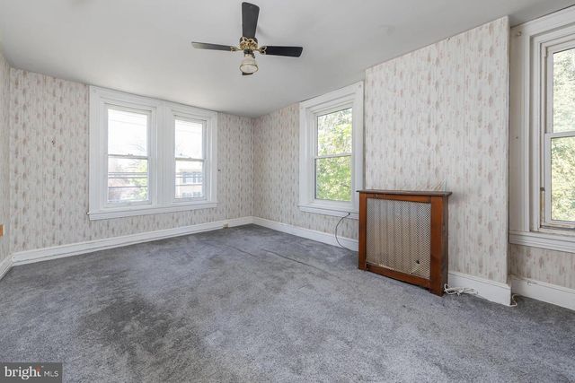 74 W BROADWAY, Salem, NJ 08079