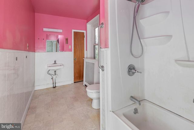 74 W BROADWAY, Salem, NJ 08079