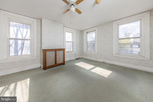74 W BROADWAY, Salem, NJ 08079