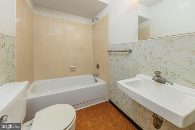 74 W BROADWAY, Salem, NJ 08079