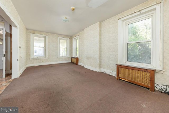 74 W BROADWAY, Salem, NJ 08079