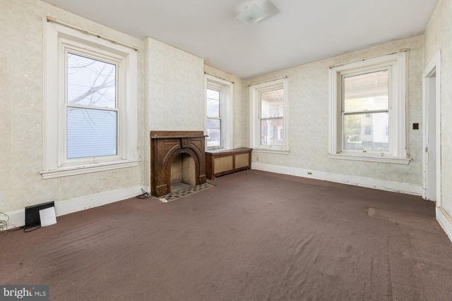 74 W BROADWAY, Salem, NJ 08079