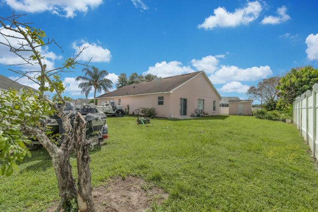 2300 FINWICK COURT, Kissimmee, FL 34743
